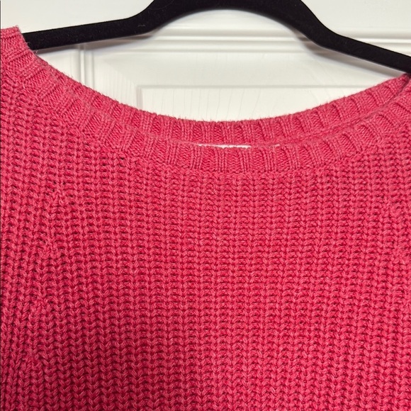 Vineyard Vines Pink Crew Neck Sweater with Relaxed Fit - Picture 6 of 10